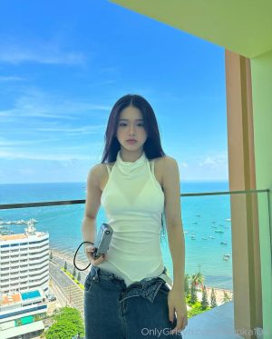 2023-08-21_13-35-47_UTC_3